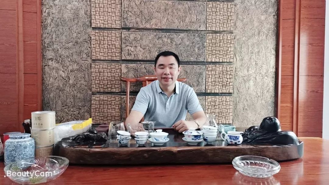 我来教教大家“人生最重要的不是握一手好牌”实际有挂-第1张图片