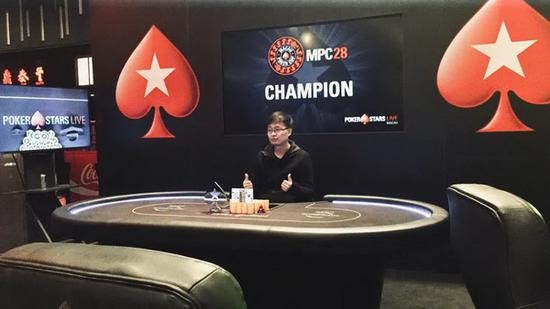 我来教教大家“红龙poker透视辅助教程”太坑人了,真的有挂-第2张图片